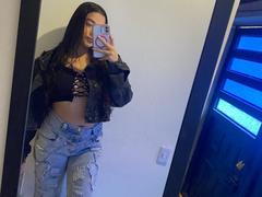 LilySummers - female with brown hair and  small tits webcam at xLoveCam