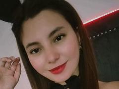 LinaFoxyHot - female with brown hair and  big tits webcam at xLoveCam