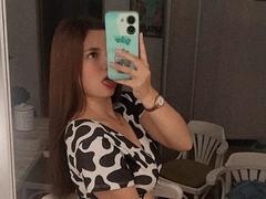LinaFoxyHot - female with brown hair and  big tits webcam at xLoveCam
