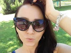 LinaSense - female webcam at xLoveCam