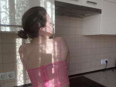 LinaShy - female webcam at xLoveCam