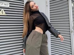LoriKiss - female with brown hair and  small tits webcam at ImLive