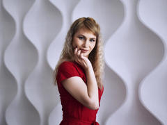 LindaAndersoni - female webcam at xLoveCam