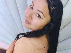 LindaGigi - female with black hair and  big tits webcam at xLoveCam