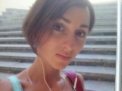 LindaPerfect - female with brown hair and  small tits webcam at xLoveCam