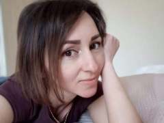 LindaPerfect - female with brown hair and  small tits webcam at xLoveCam