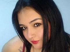 LindaSophie - female with black hair webcam at xLoveCam