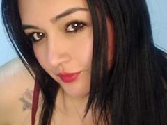 LindaSophie - female with black hair webcam at xLoveCam