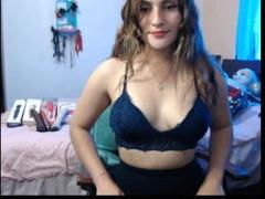 LindaThomsonX - female with brown hair webcam at xLoveCam