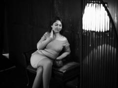 LindaTores - female with black hair and  small tits webcam at xLoveCam