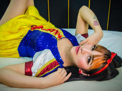 LindaWatson - female with black hair and  small tits webcam at xLoveCam