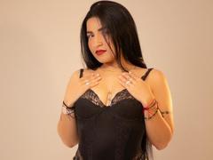 LindaaKarter from xLoveCam