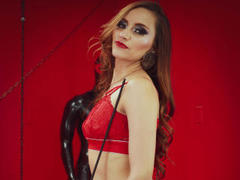 LindsayDavis - female with brown hair and  small tits webcam at LiveJasmin