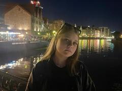 LinetteSavel - blond female webcam at xLoveCam