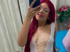 Linger - female with black hair and  small tits webcam at xLoveCam