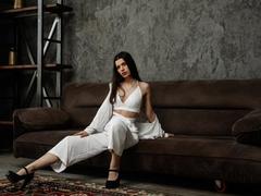 LinnieFlower - female webcam at xLoveCam