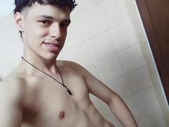 LinoRayn from xLoveCam