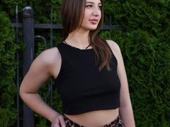 LioraOne - female with brown hair webcam at ImLive