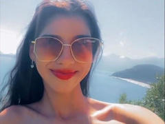 LiquidSpirit-hot - female with brown hair webcam at xLoveCam