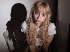 LisaMetalHoney - blond female with  small tits webcam at xLoveCam