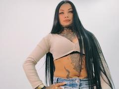 LisaMont - female with black hair and  big tits webcam at xLoveCam