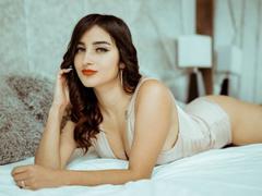 LisaNahyan - female with black hair and  big tits webcam at xLoveCam