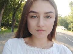 LisaViv - female with brown hair and  small tits webcam at xLoveCam