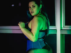 LissaClaire - female with black hair and  big tits webcam at LiveJasmin