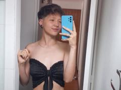 LissyLuxe - female with black hair webcam at ImLive