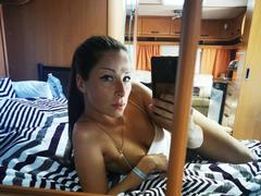 Livie-hot - blond female webcam at xLoveCam