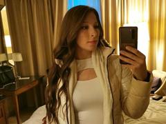 Livie-hot from xLoveCam