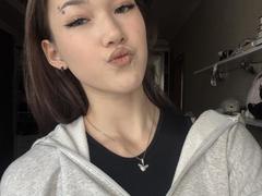 LixDomii - female with brown hair and  big tits webcam at xLoveCam