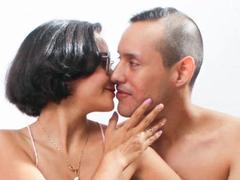 LinaAndmilan - couple webcam at LiveJasmin