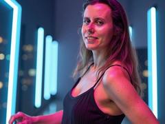 LizzySparkle - female with brown hair and  small tits webcam at xLoveCam