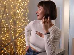 ElisabethHart - blond female webcam at LiveJasmin