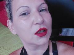 lisabigtits-hot - female webcam at xLoveCam
