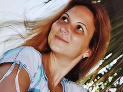 lisabigtits-hot - female webcam at xLoveCam