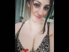LoellaRose-hot - female with brown hair webcam at xLoveCam