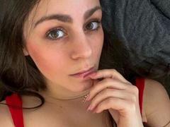 LoellaRose-hot - female with brown hair webcam at xLoveCam