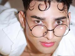LogaanHotts - male webcam at xLoveCam