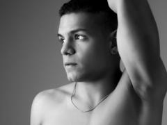 LoganVelasco - male webcam at xLoveCam