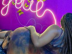 LolaDesir from xLoveCam