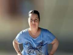 LollaGreate_ - female with black hair and  big tits webcam at ImLive