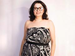 LolaHikls from xLoveCam