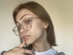 LolaMi from xLoveCam