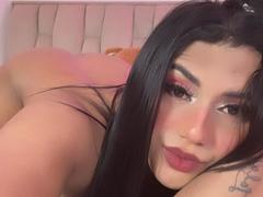LolaOberle - shemale with black hair and  small tits webcam at xLoveCam