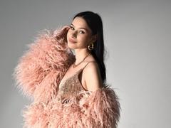 LolaSprinkle - female with brown hair webcam at LiveJasmin