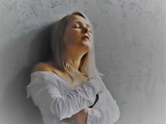 LolaWhiter from xLoveCam