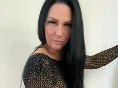 Lolacat-hot - female with black hair webcam at xLoveCam