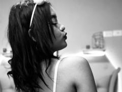 LolitaRose - female with red hair and  small tits webcam at xLoveCam